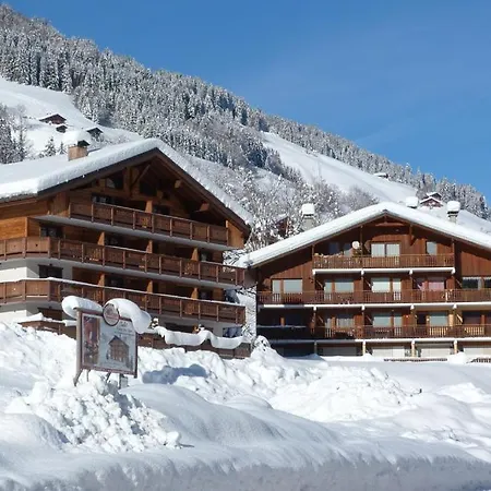Chaleureux, 8 Personnes, 3 - Coeur12 *