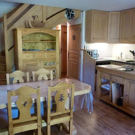 Apartment Chaleureux, 8 Personnes, 3 - Coeur12 *